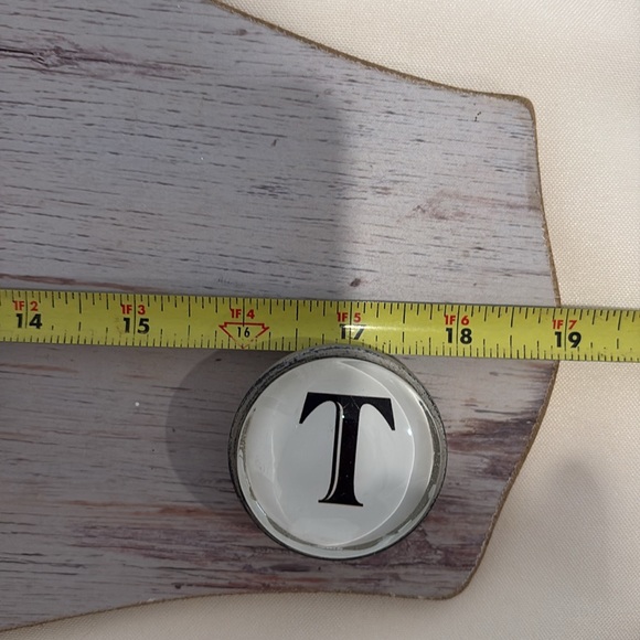 Wall Decoration - Coat/Towel Hanger - Picture 5 of 7